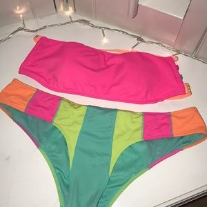 Victoria’s secret bathing suit